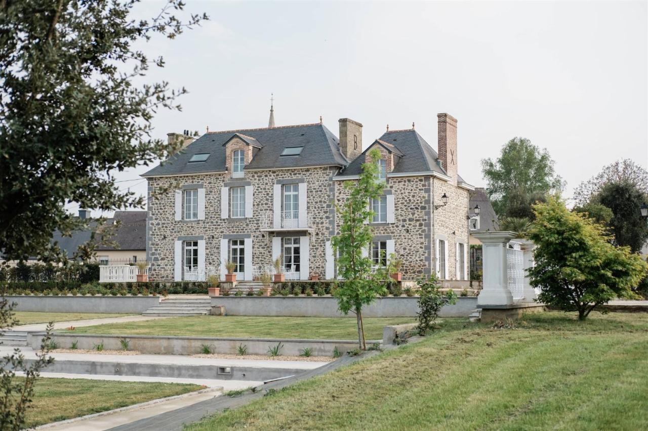 Domaine Les Jardins Darsene Bed & Breakfast Tinténiac Exterior foto