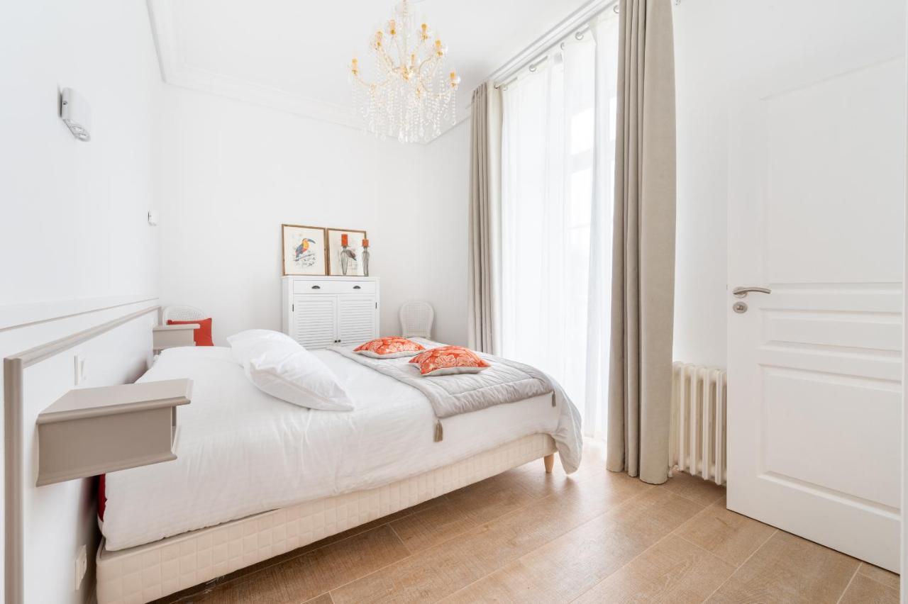 Domaine Les Jardins Darsene Bed & Breakfast Tinténiac Exterior foto